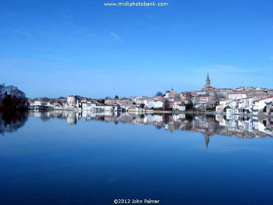 Canal du Midi - The Grand Bassin - Castelnaudary