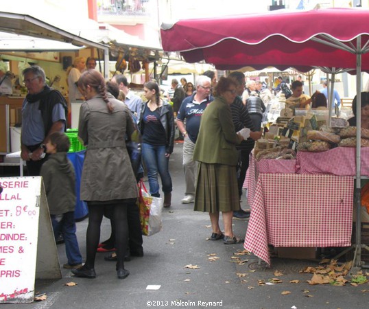 Autumn Market in Béziers