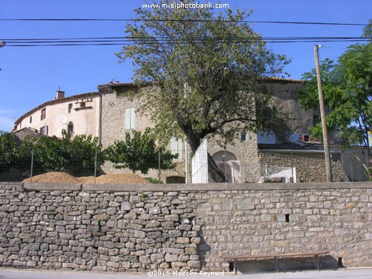 HERAULT - Minervois "Circulades Village"