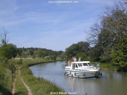 Cruising on the Midi Canal