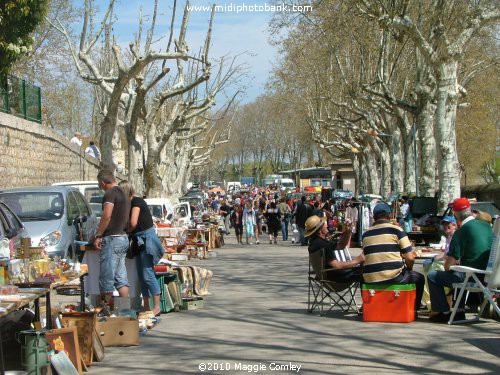 Vide Grenier - goes with "Spring Cleaning"