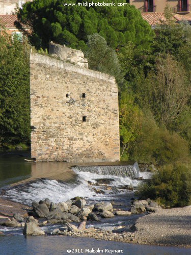 Roquebrun", in the hills of the "Haut Languedoc Regional Park