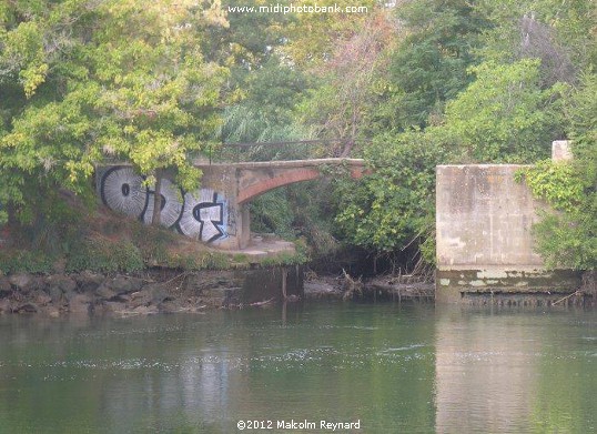 Canal du Midi - The River Orb Crossing