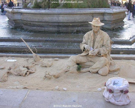 "Human Statue" in the Place de la Comedie, Montpellier