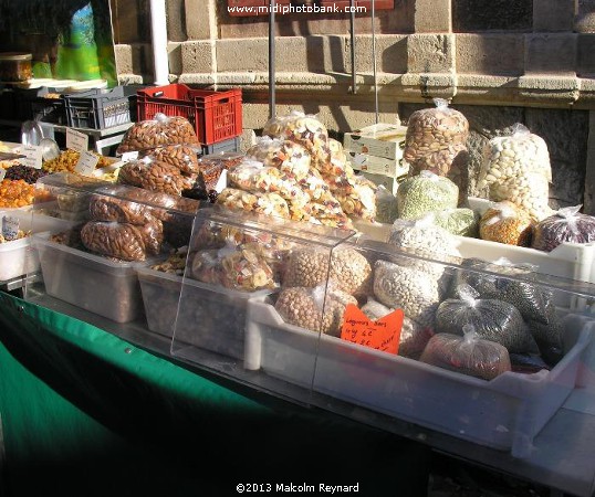 Midwinter Friday Market - Béziers