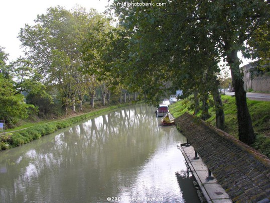 Midi Canal - the Port of Colombiers