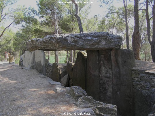 " The Faieries Dolmen" - Pépieux