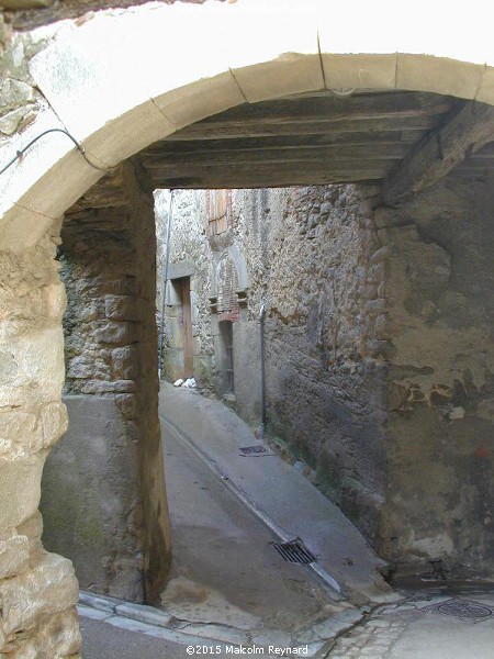 HERAULT - Minervois "Circulades Village"