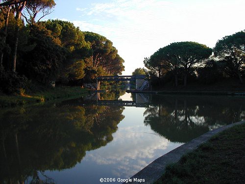 Calm winter reflections