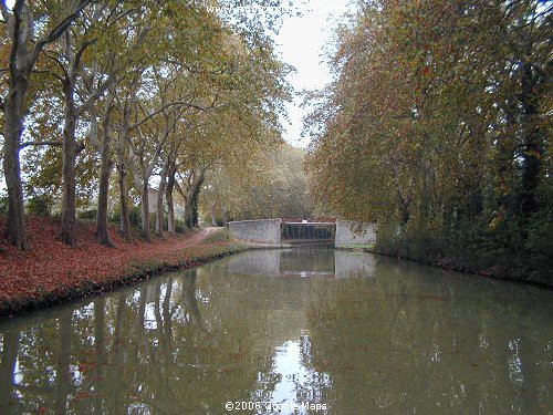 Midi Canal in autumn