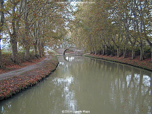 Midi Canal in autumn