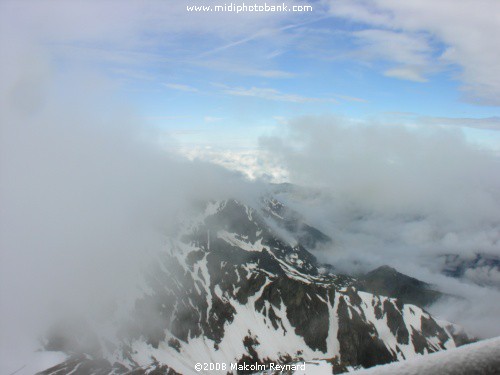 The Pic du Midi de Bigorre - Vaisseau d'Etoiles