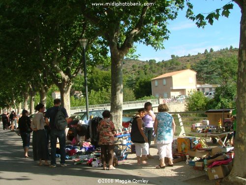 Cascastel - "Vide Grenier"