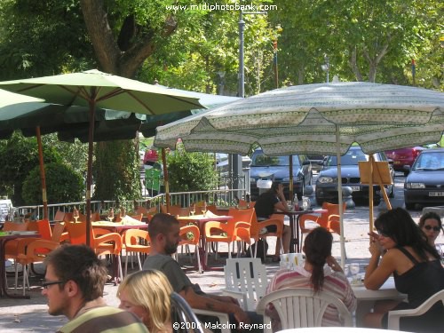 Béziers - relaxing after a perfect lunch