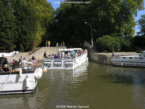 Canal du Midi - Round Lock - Agde