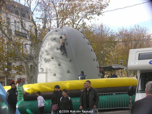 The Christmas Season gets under way in Béziers - La saison de Noël a débuté à Béziers