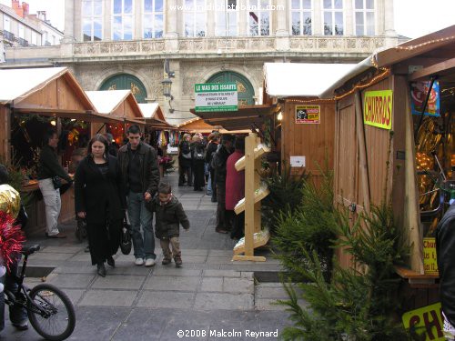 The Christmas Season gets under way in Béziers - La saison de Noël a débuté à Béziers
