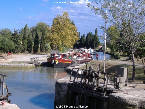 Canal du Midi - Béziers - "Les Neuf Ecluses"