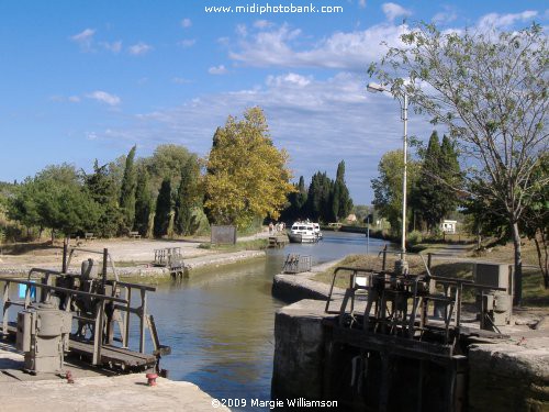 Canal du Midi - Béziers - "Les Neuf Ecluses"