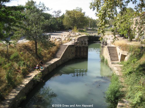 Canal du Midi - crossing the River Orb