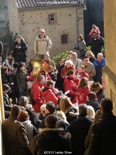 "Fête de Mimosa" at Roquebrun