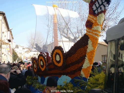 "Fête de Mimosa" at Roquebrun