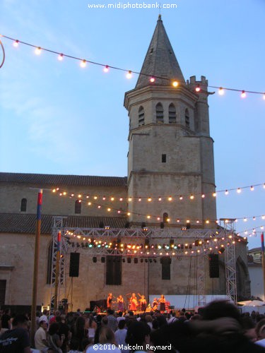 La Mal Coiffée in Béziers for the " Festa D'Oc"