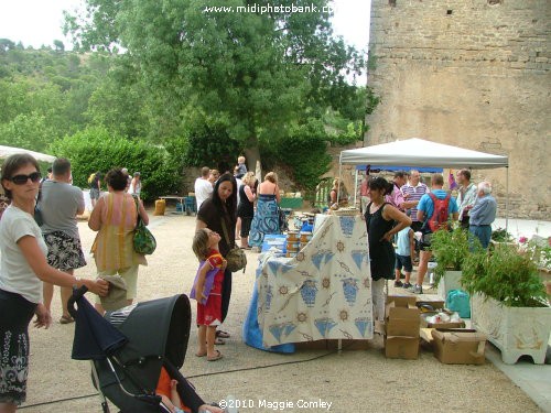 Marché Nocturne" at Cascastel