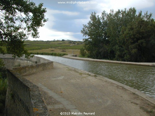 Canal du Midi - the First Canal Bridge (Pont Canal)