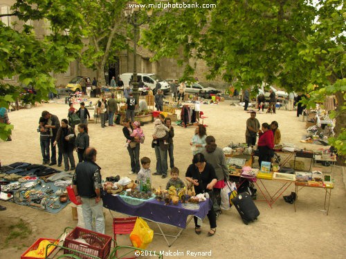 Quartier Saint Jacques - "Vide Grenier"