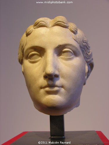 Augustus" and "Alii" - A "Roman Portrait