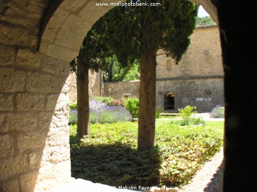 L'Encienne Abbaye de Gellone - Saint Guilhem-le-Désert