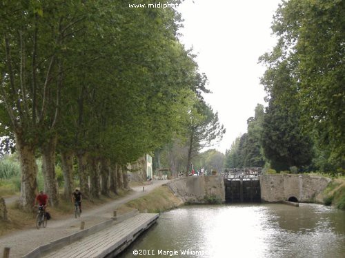 Canal du Midi - the "Pechlaurier Lock"