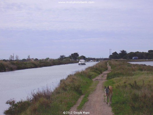 Les Onglous on the Midi Canal