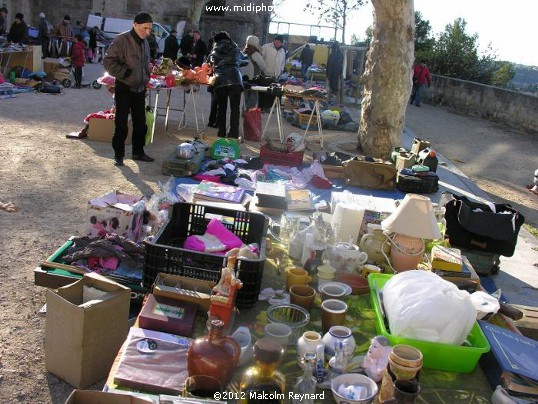 Béziers - St Jacques - Vide Grenier