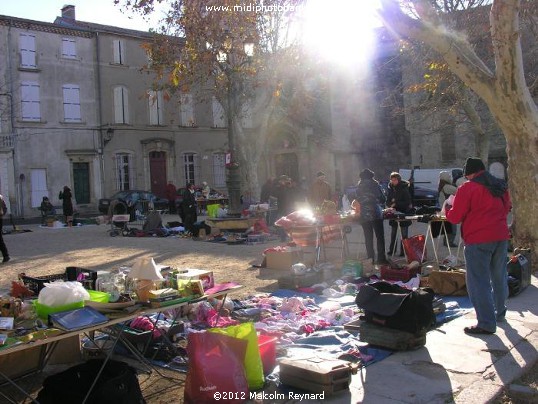 Béziers - St Jacques - Vide Grenier