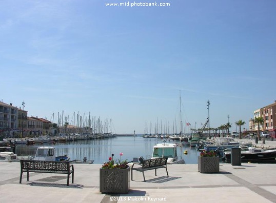 Mèze on the Etang de Thau - a "Port of Call" on the Canal du Midi