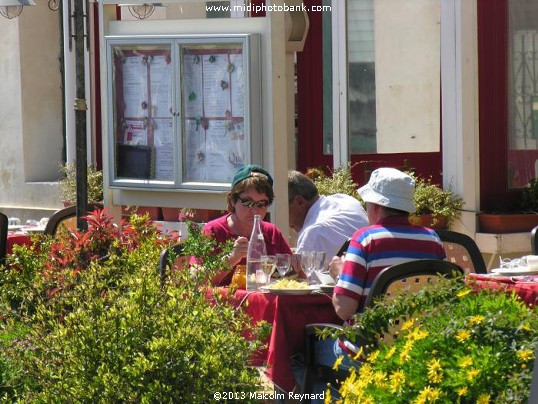 Mèze on the Etang de Thau - a "Port of Call" on the Canal du Midi